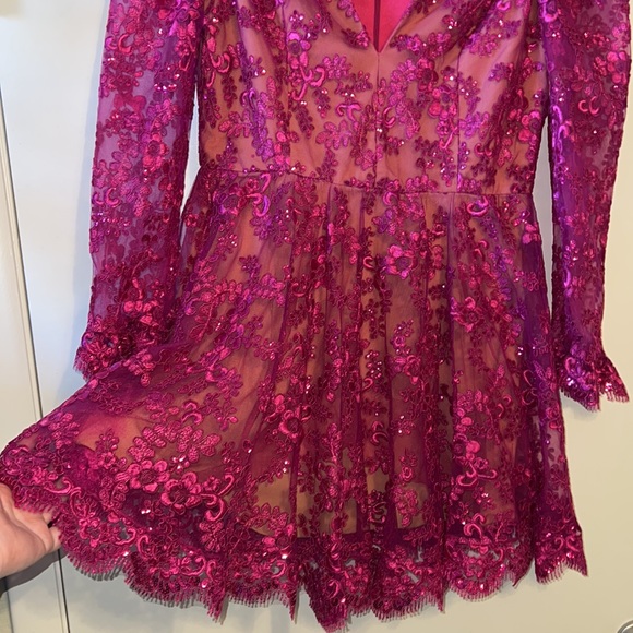 $385 Helsi Women\'s Pink Lily Embroidered Sequin Long Sleeve Mini Dress Size L $385 Helsi Women\'s Pink Lily Embroidered Sequin Long Sleeve Mini Dress Size L